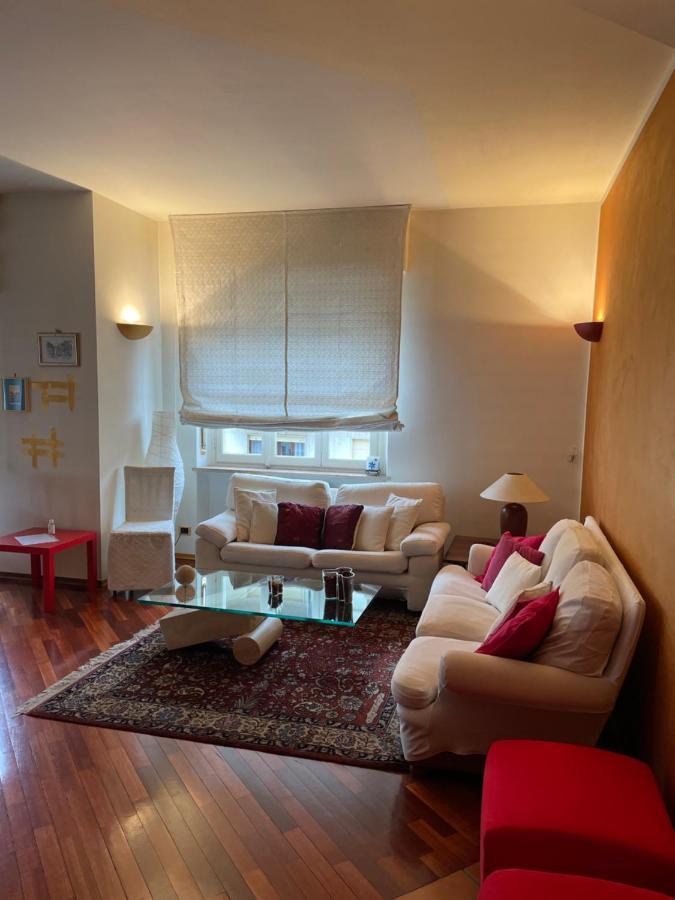 Zen Apartment Located In Turin Pre Hill Exteriör bild